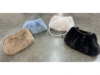 Сумка арт. 209217 Меховая с ручкой-шнурком цвета микс 1 шт. в пак.